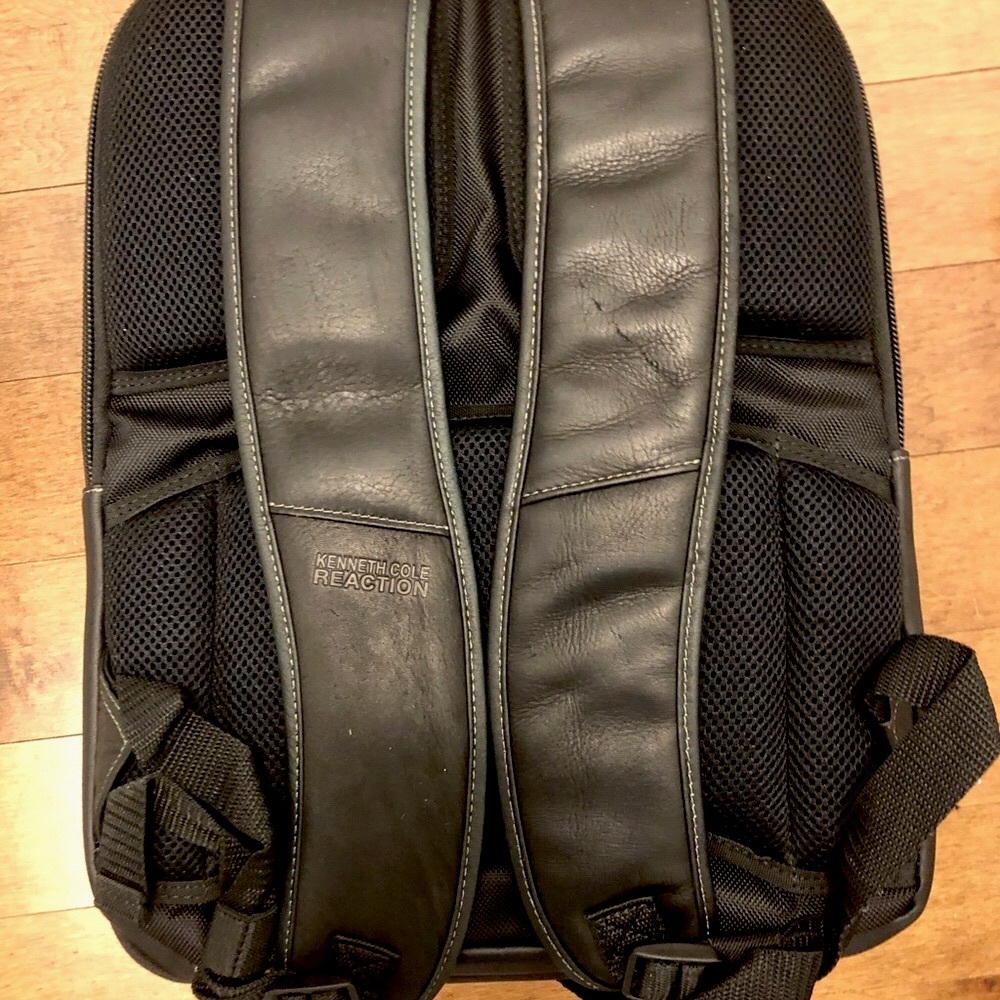 KENNETH COLE REACTION LEATHER LAPTOP BACKPACK - Picture 6 of 6